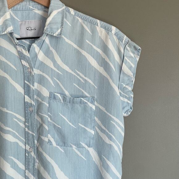 RAILS Lex Shirt in Light Vintage Zebras Size XS Blue White Stripe Tencel Raw Hem - Picture 9 of 16